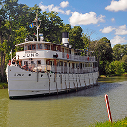 M/S Juno on the Göta Canal in Ljungsbro.